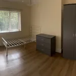 Rent 4 bedroom house in Wolverhampton