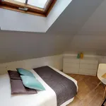  appartement avec 4 chambre(s) en location à Paris