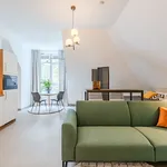 Rent 1 bedroom apartment of 50 m² in Berlin