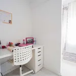 Rent a room of 70 m² in valencia