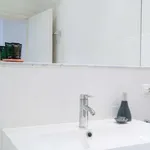 Rent 1 bedroom apartment of 43 m² in frankfurt