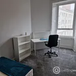 Rent 4 bedroom flat in Edinburgh