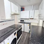 Rent 3 bedroom apartment in Wales