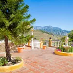 FANTÁSTICA VILLA EN NERJA