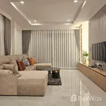 Rent 4 bedroom house of 261 m² in Phuket