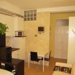 Rent 4 bedroom apartment in Bologna