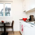 Miete 2 Schlafzimmer wohnung von 840 m² in Zurich