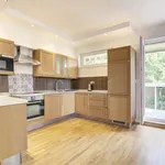 Rent 3 bedroom apartment of 90 m² in Prague