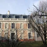 Rent 8 bedroom house in Achères