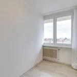 Pronajměte si 3 ložnic/e byt o rozloze 72 m² v Prague