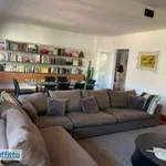 Rent 6 bedroom apartment of 194 m² in Rome