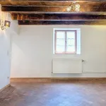 Maison de 184 m² avec 2 chambre(s) en location à Attert