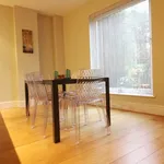 Rent 2 bedroom flat in North West England