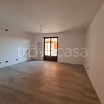 Rent 6 bedroom house of 241 m² in Busca