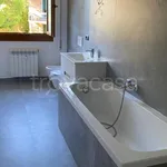 Rent 5 bedroom apartment of 164 m² in Genova