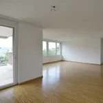 Moderne Parterrewohnung mit gemütlichem Gartensitzplatz