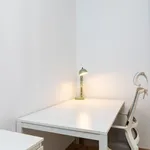 Rent 7 bedroom apartment in Valencia