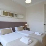 Rent 3 bedroom apartment of 80 m² in barcelona