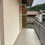 Affitto 3 camera appartamento di 87 m² in Zogno