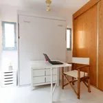 Rent 1 bedroom apartment of 32 m² in madrid