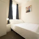 Rent 6 bedroom student apartment in Chippendale