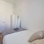 Rent a room in lisbon