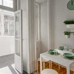 Rent a room in lisbon