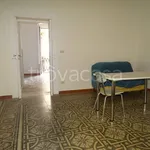 Rent 4 bedroom house of 133 m² in Bari