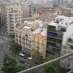 Alquilo 4 dormitorio apartamento de 140 m² en Valencia']