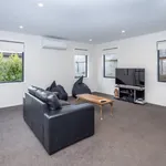 Rent 4 bedroom house in Hamilton