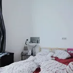 Rent a room of 200 m² in brussels