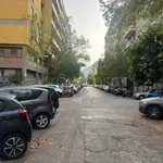 Affitto 4 camera appartamento di 130 m² in Palermo