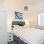 Rent 3 bedroom apartment in Derby