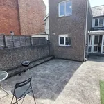 Rent 5 bedroom house in Belfast