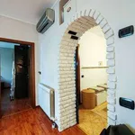 Rent 2 bedroom apartment of 60 m² in Milan