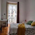 Rent a room of 220 m² in Madrid