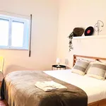 Alugar 6 quarto apartamento em Coimbra