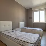 Rent a room of 150 m² in milan