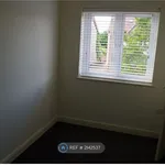 Rent 3 bedroom house in East Midlands