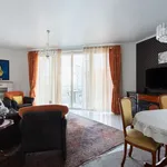 Rent 2 bedroom apartment of 83 m² in Dusseldorf