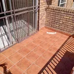 Rent 1 bedroom house in Roodepoort