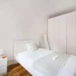 Rent a room in lisbon