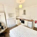 Rent 1 bedroom flat in East Midlands