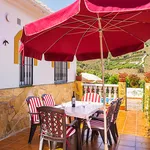 FANTÁSTICA VILLA EN NERJA