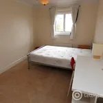 Rent 2 bedroom flat in Edinburgh