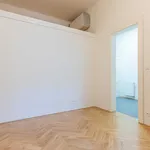 Rent 3 bedroom apartment in Praha 5