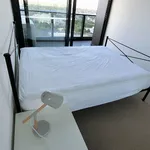 Rent 2 bedroom apartment in Melbourne