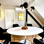 Miete 4 Schlafzimmer wohnung von 71 m² in Dusseldorf