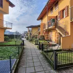 Rent 3 bedroom apartment of 102 m² in Cologno al Serio