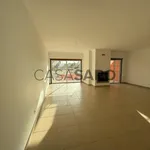 Rent 3 bedroom house of 150 m² in Alcantarilha e Pêra